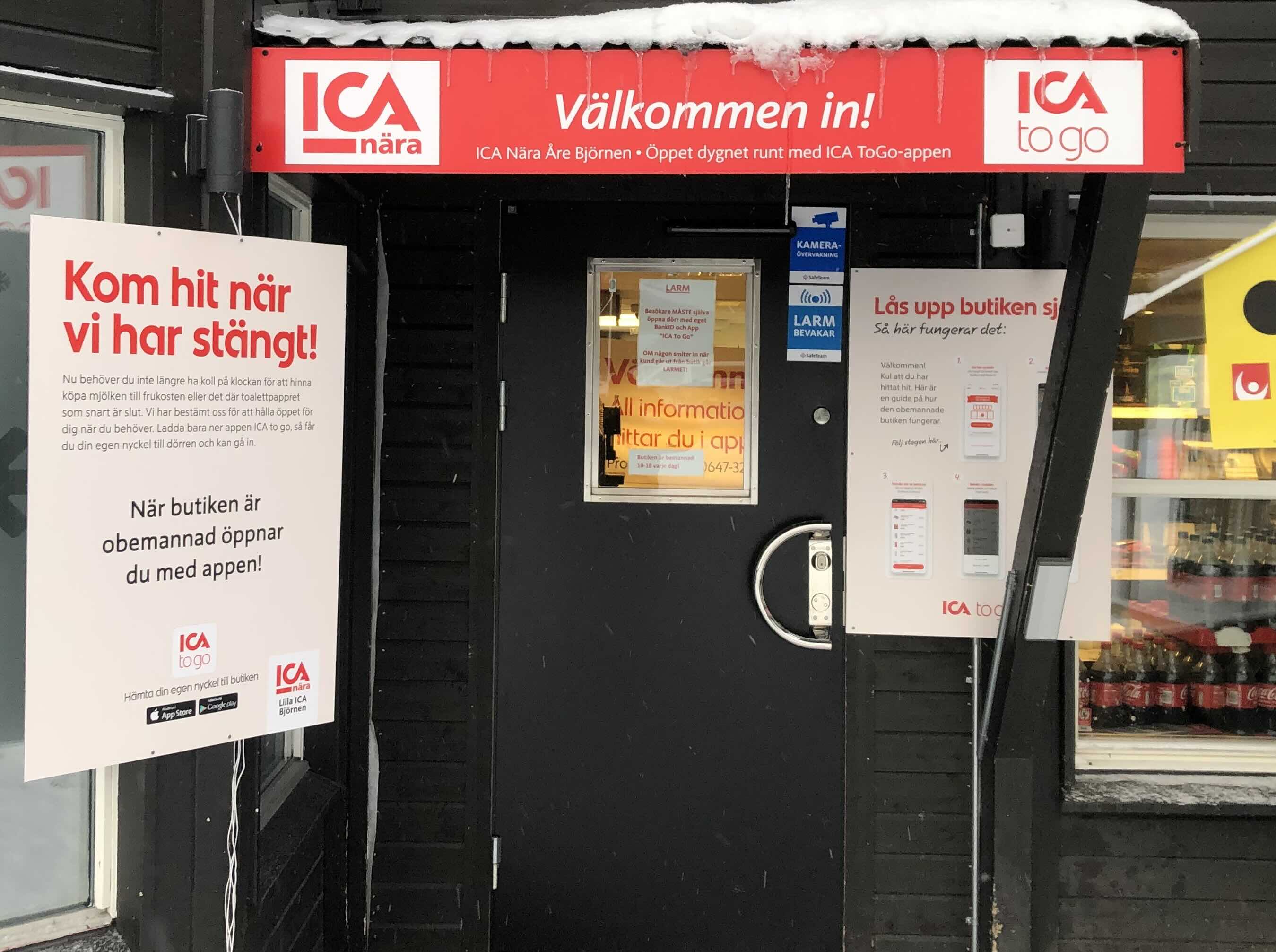 ICA ToGo-butik med entré och skyltning